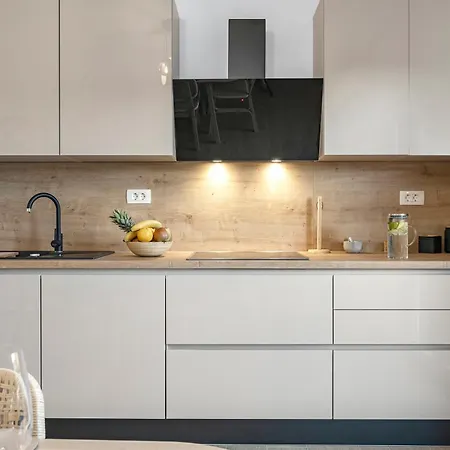 Holiday home Hedonica House