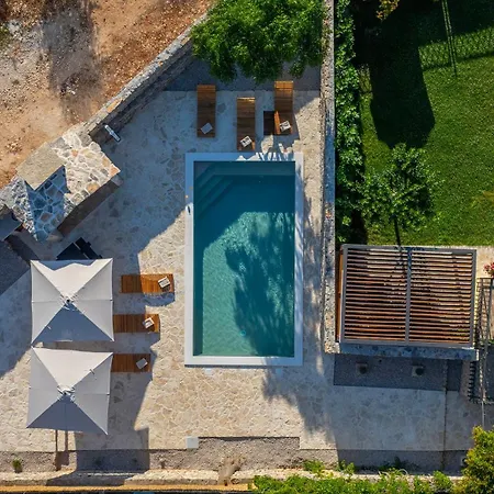 Holiday home Hedonica House Mirlovic Zagora