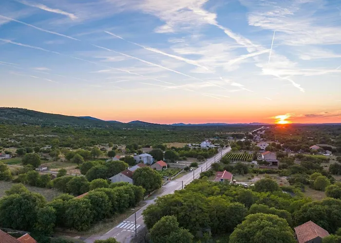 Hedonica House 펜션 *