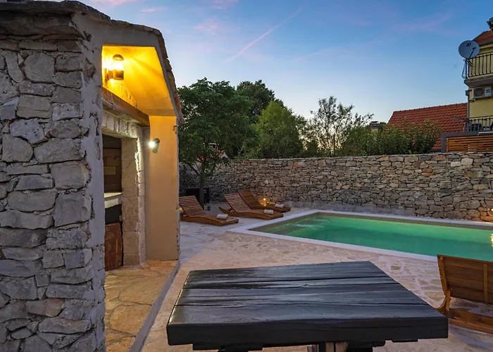 Hedonica House Tatil Evi *