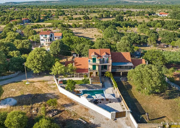 Hedonica House Tatil Evi Mirlovic Zagora